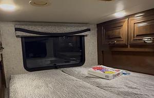 2019 Thor Motor Coach Outlaw 37RB