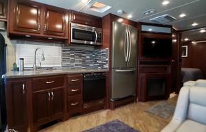 2017 Fleetwood RV Bounder 35K