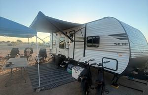 Dusty Trails and Endless Adventures