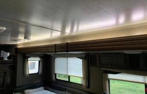 2018 Heartland Trail Runner SLE 292 RV rental photo 8