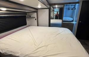 2022 Crossroads RV Cameo