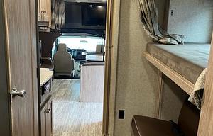 2019 Forest River RV Sunseeker LE 3250DSLE