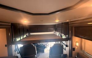 RIVIERA COACH