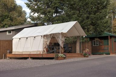 Columbia Falls RV Park and Cabins