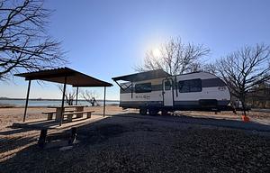 Ranger | Lightweight Camper w/ King Bed