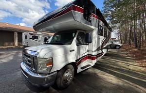 Luxury 2015 Jayco RV - Sleep 6 - Family Road Trip!