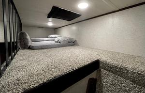 42ft Sundance 5th Wheel. Sleeps 10!