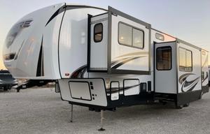 2022 Forest River RV Sabre 37FLL RV rental photo 3