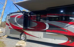 2022 Fleetwood RV Discovery 38N