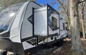 Ultimate toy hauler
