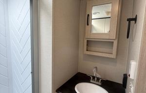 2021 Coachmen Apex Ultra-lite 293RLDS