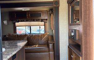 2015 Keystone RV Hideout 31RVDSWE