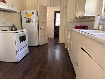 Kitchen_2