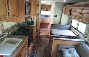 2011 Winnebago Access 31C
