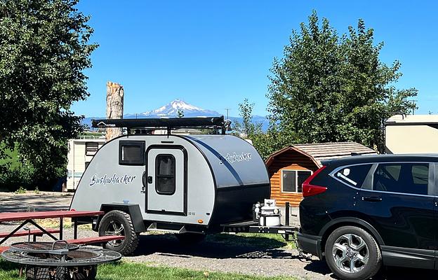 The Teardrop Adventurer – Compact Comfort Explorer