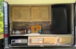 EL’S Comfy Camper