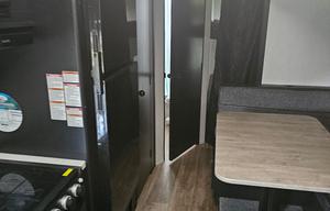 2022 Cherokee Grey Wolf 23DBH RV rental photo 7