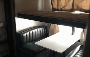 Bunkhouse!Sleeps 10, Spacious, Pet Friendly,Island