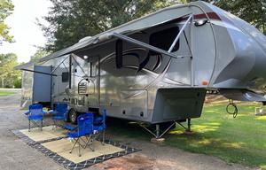 DeliveryOnly/GA Fairground/Bunkhouse/Pet Friendly