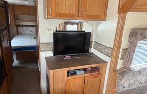 2006 R-Vision Trail Lite 27RK RV rental photo 5
