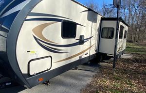 2017 Forest River Salem Hemisphere Lite M-272RL