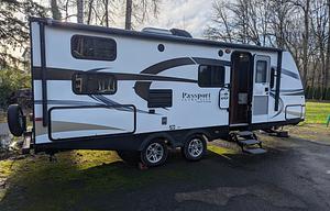 2016 Keystone RV Passport 2400BH Grand Touring (B)