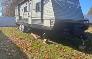 2018 Heartland Trail Runner SLE 292 RV rental photo 11
