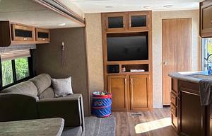 2017 Coachmen RV Catalina SBX 321BHDSCK