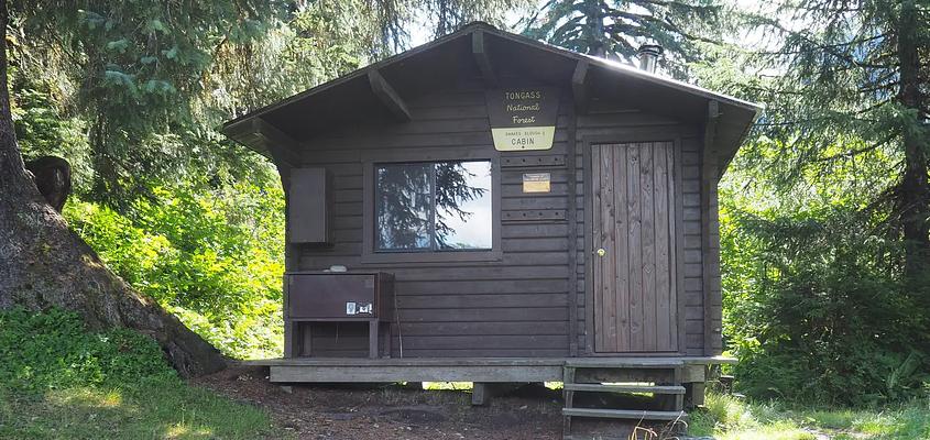 W01, Loop: AREA SHAKES SLOUGH 1 CABIN