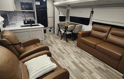 Vibe & Unwind | Spacious Luxury Camper