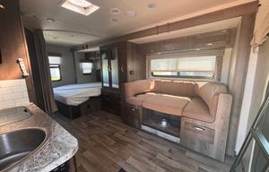 2020 Jayco Melbourne 24L RV rental photo 5