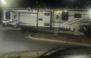 2021 Keystone RV Raptor 429