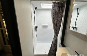 2024 Heartland Torque 384 RV rental photo 9