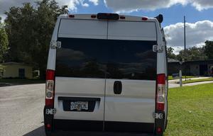 Luxury Thor Motorhome | Your Home Away From Home