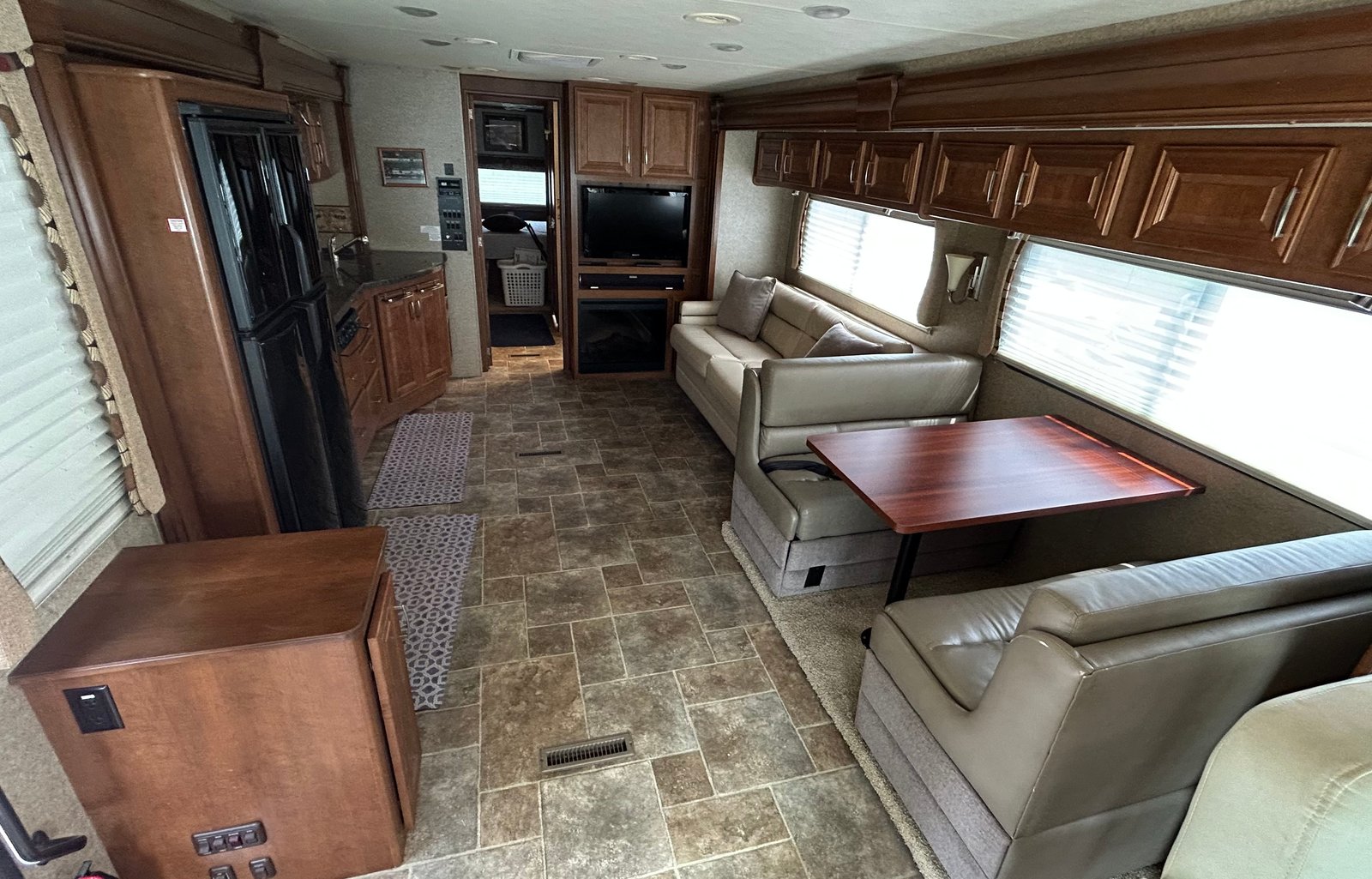 2013 Thor Motor Coach Challenger 37DT