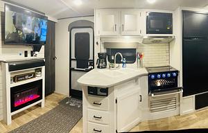 2022 Keystone RV Hideout 26BHWE