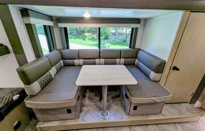 Wildwood X-Lite | Excellent Modern Bunkhouse
