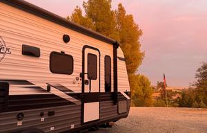 Foothill Rentals, Jayco 224BH Travel Trailer