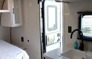 2026 LIGHTWEIGHT - SLEEPS 8 ANY TRUCK CAN PULL!