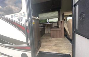 2019 Redhawk 22J RV rental photo 3