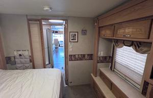 2007 Newmar Kountry Star 4002 RV rental photo 17