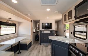 2025 Prime Time RV Avenger LE 21RBSLE RV rental photo 9