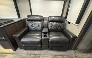 The Meramec – Outdoor Escape Camper