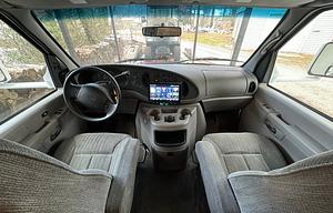 Newly Renovated RV - Minnie - Adventure Machine
