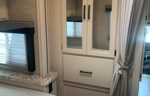 HOWARD 2022 THOR MOTOR COACH FREEDOM ELITE- 22FE