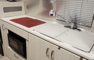 2023 Airstream RV Bambi 22FB