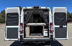 2021 winnebago solis 59p
