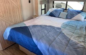 “The Beach House” Weekend bookings only