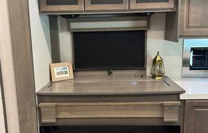 2024 Grand Design Solitude 391DL RV rental photo 16