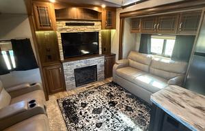2017 Keystone RV Montana 3000 RE